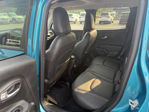 Used 2020 Jeep Renegade Limited w/ UConnect 8.4 Nav Group image 8
