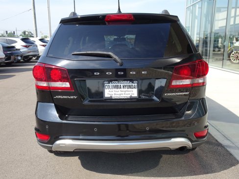 Used 2017 Dodge Journey Crossroad image 4