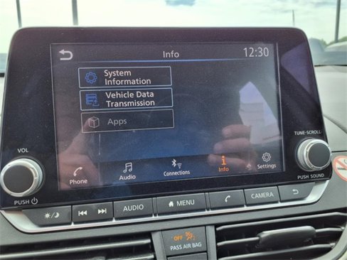Used 2023 Nissan Altima 2.5 SV image 11