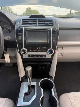 Used 2012 Toyota Camry LE image 18