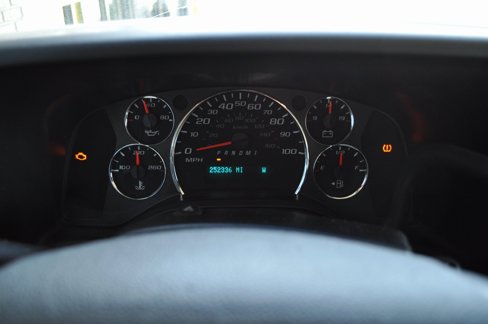 Used 2010 Chevrolet Express 2500 image 23