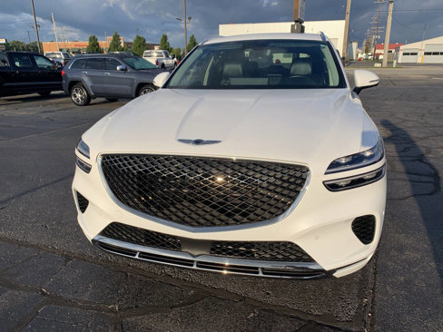 Used 2023 Genesis GV70 2.5T w/ Advanced Package image 4