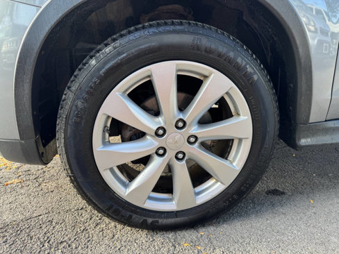Used 2015 Mitsubishi Outlander Sport ES image 2