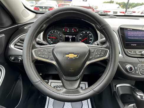 Used 2020 Chevrolet Malibu LT image 15