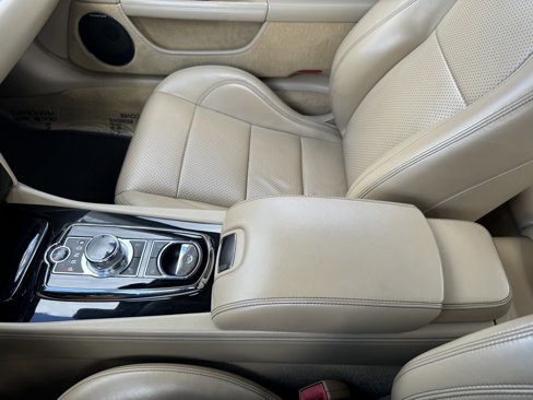 Used 2014 Jaguar XK Coupe image 8