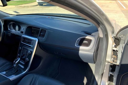 Used 2014 Volvo S60 T5 image 17