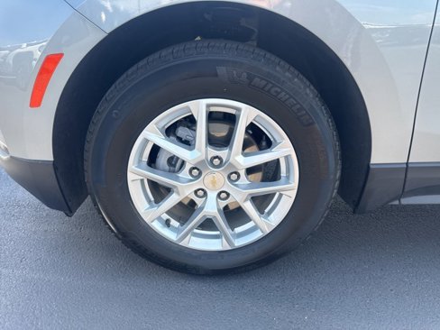 Used 2024 Chevrolet Equinox LT image 26