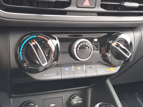 Used 2023 Hyundai Kona SEL image 22