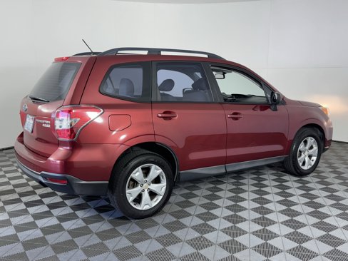 Used 2015 Subaru Forester 2.5i w/ Alloy Wheel Package image 4