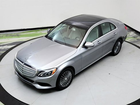 Used 2015 Mercedes-Benz C 300 4MATIC Sedan image 34