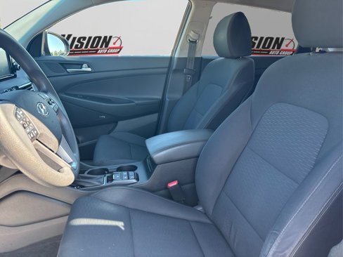 Used 2019 Hyundai Tucson Sport image 9