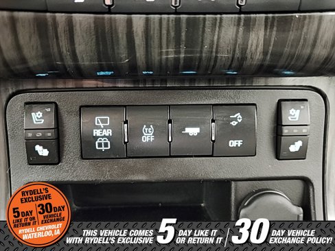Used 2014 Chevrolet Traverse LTZ image 32