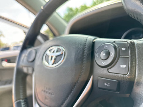 Used 2018 Toyota RAV4 XLE w/ Plus Extra Value Package image 11