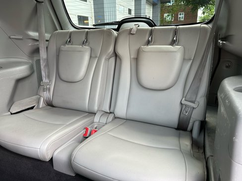 Used 2013 Toyota Highlander SE image 10