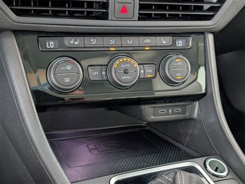 Used 2021 Volkswagen Jetta SEL image 23