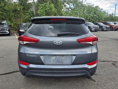 Used 2016 Hyundai Tucson SE image 4