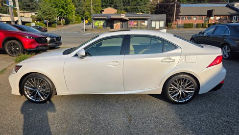 Used 2018 Lexus IS 300 F Sport image 8