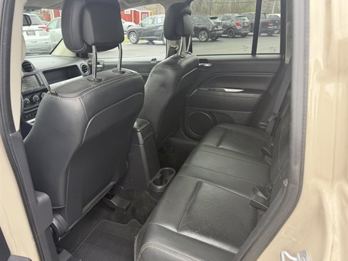 Used 2017 Jeep Compass High Altitude image 28