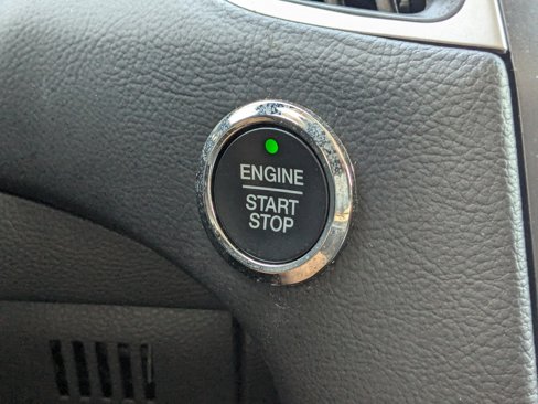 Used 2024 Ford Edge SEL image 31
