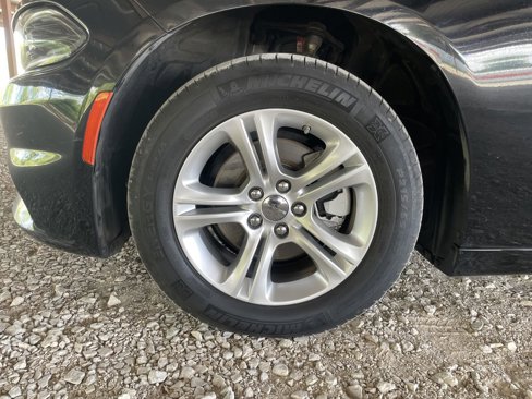 Used 2022 Dodge Charger SXT image 39