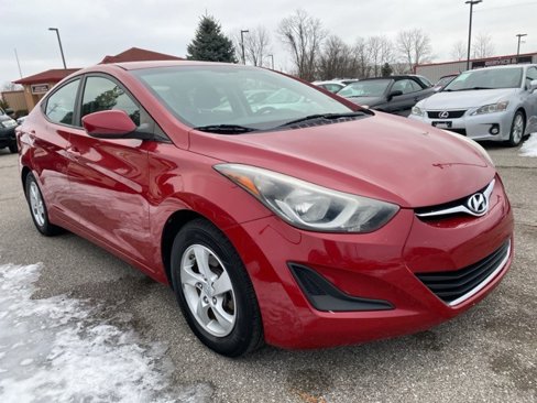 Used 2015 Hyundai Elantra SE image 1