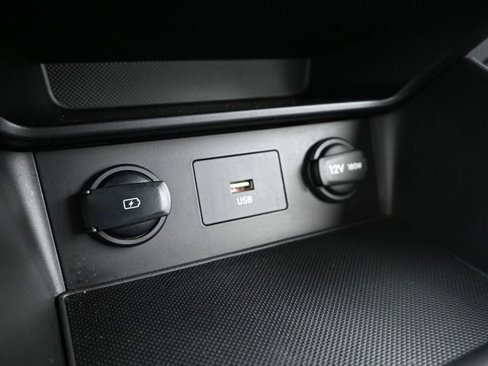 Used 2023 Hyundai Kona SEL image 18