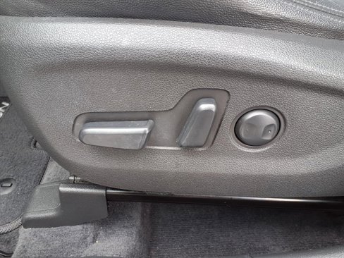 Used 2016 Hyundai Tucson Limited image 18