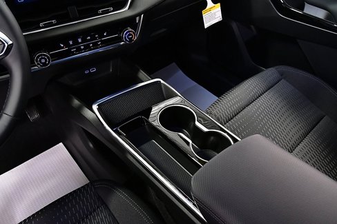 New 2025 Chevrolet Equinox LT image 21