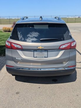 Used 2018 Chevrolet Equinox LT w/ Sun & Infotainment Package image 9