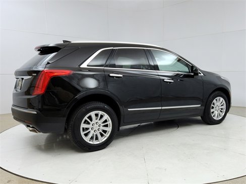 Used 2017 Cadillac XT5 Luxury w/ Driver Awareness Package image 7