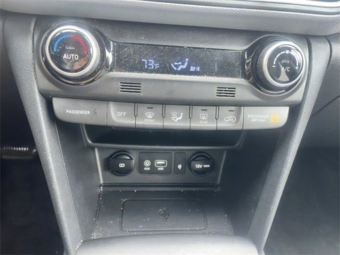 Used 2020 Hyundai Kona Limited image 22