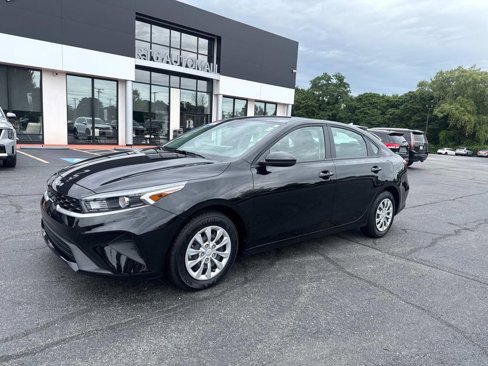 Used 2024 Kia Forte LX image 1