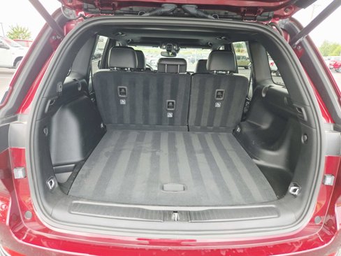 Used 2024 Jeep Grand Cherokee Altitude image 15