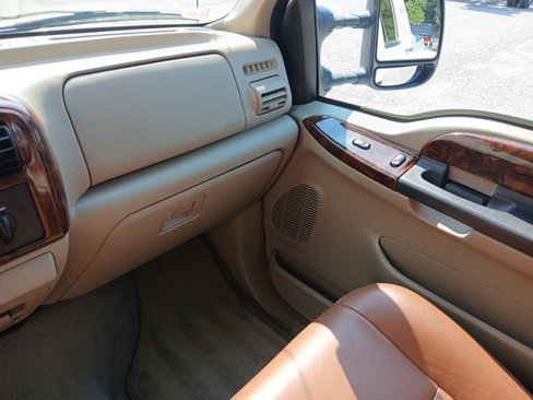 Used 2006 Ford F350 Lariat image 33