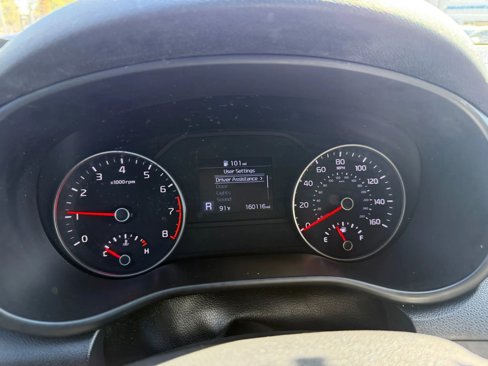 Used 2021 Kia Sportage S image 24