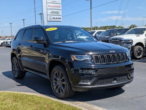 Used 2018 Jeep Grand Cherokee High Altitude image 3