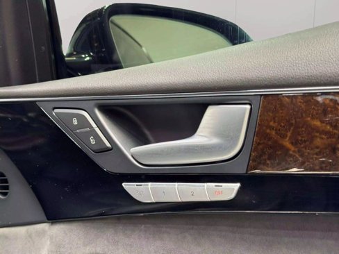 Used 2014 Audi A8 L TDI w/ Premium Package image 67
