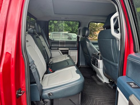 Used 2022 Ford F350 Limited image 11