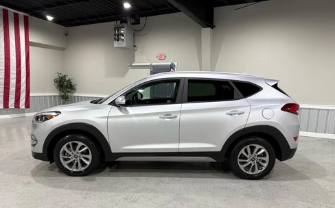 Used 2018 Hyundai Tucson SEL w/ Cargo Package image 2