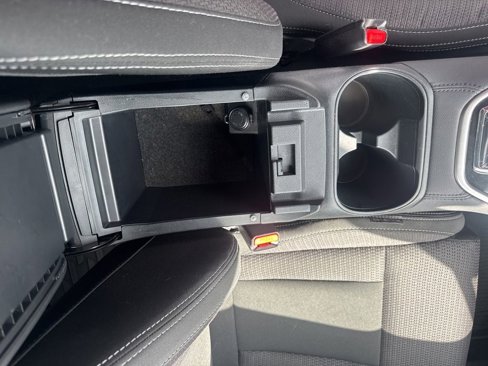 Certified 2022 Subaru Outback Premium image 23