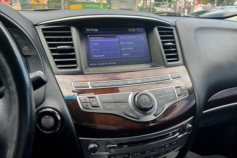 Used 2015 INFINITI QX60 FWD w/ Deluxe Touring Package image 6