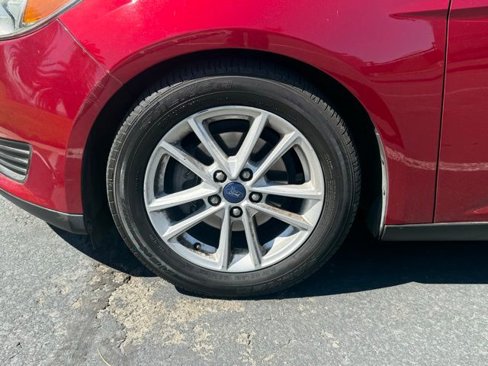 Used 2017 Ford Focus SE image 29