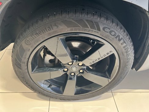 Used 2023 Land Rover Defender 110 S image 20