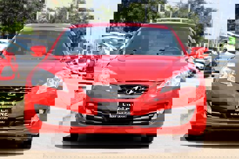 Used 2012 Hyundai Genesis 3.8 image 3