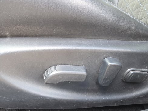 Used 2018 Nissan Maxima SR image 15