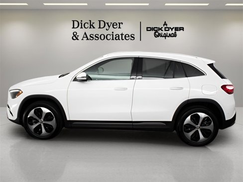 Used 2025 Mercedes-Benz GLA 250 image 34