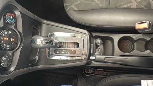 Used 2013 Ford Fiesta SE image 27