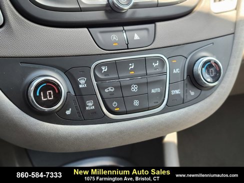Used 2023 Chevrolet Malibu LT image 23