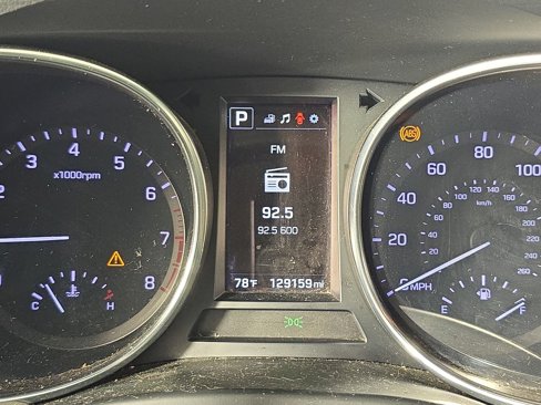 Used 2017 Hyundai Santa Fe Limited image 18