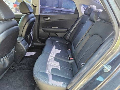 Used 2020 Kia Optima SE image 16